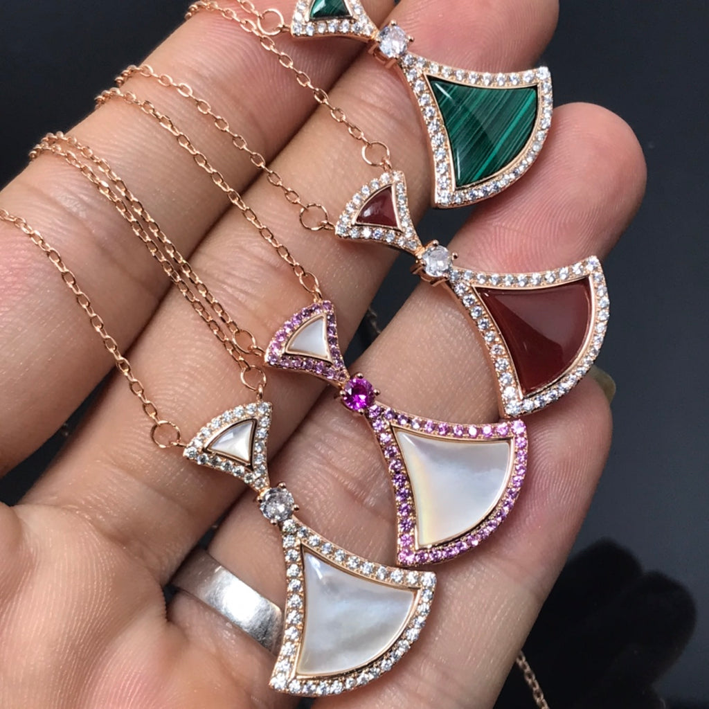 55QS422X Popular Necklaces