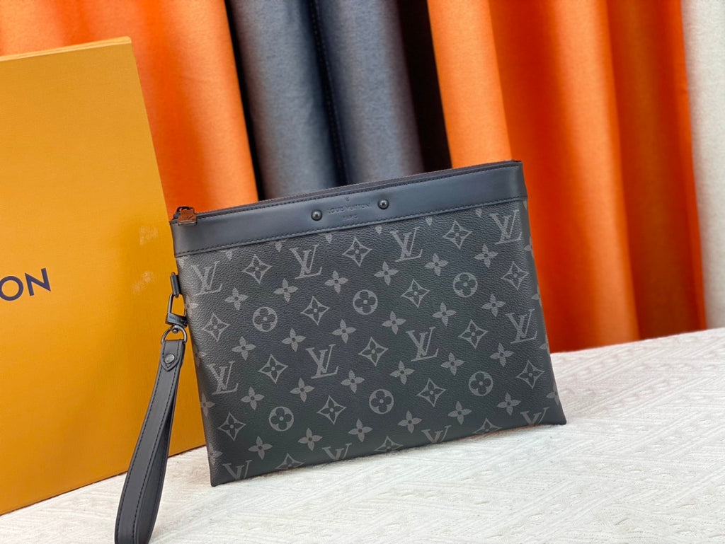 1XE401B Popular   leather bag