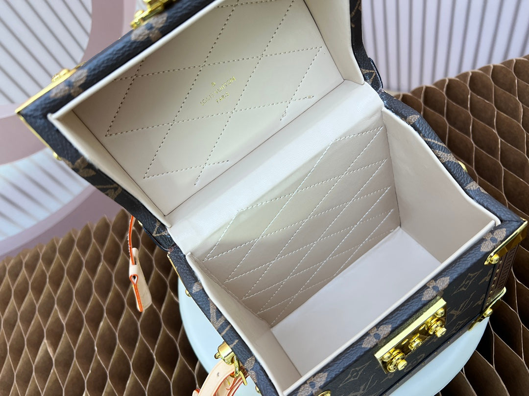 1XE276B Popular  leather bag 