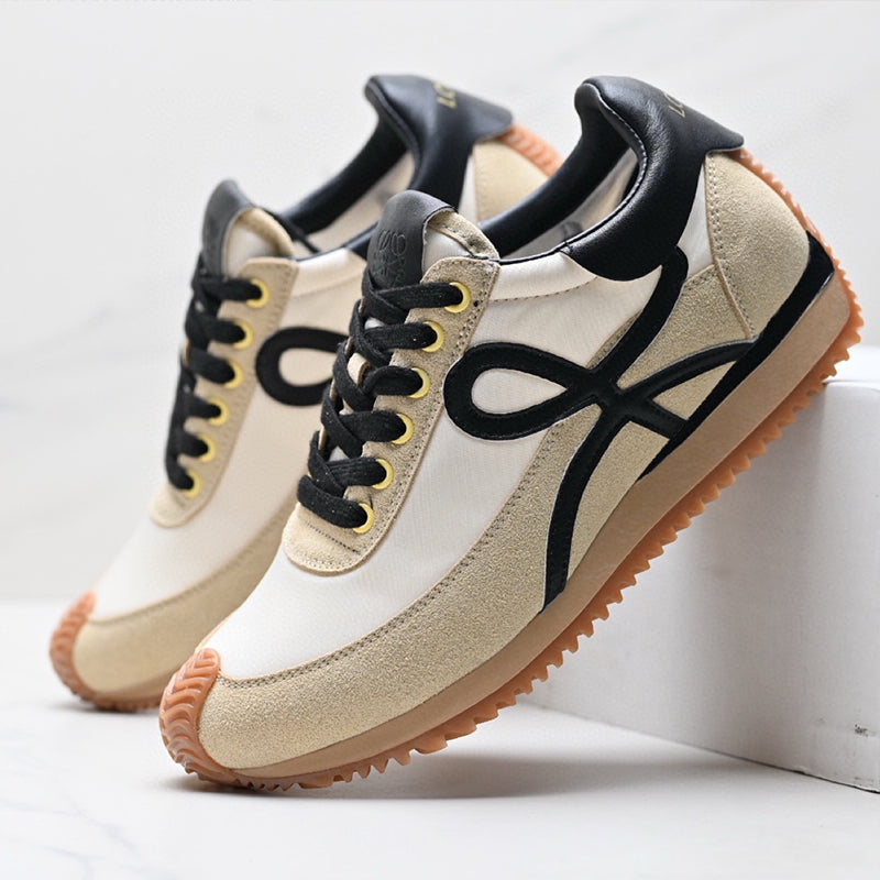 475RJ3Z  Popular sneakers