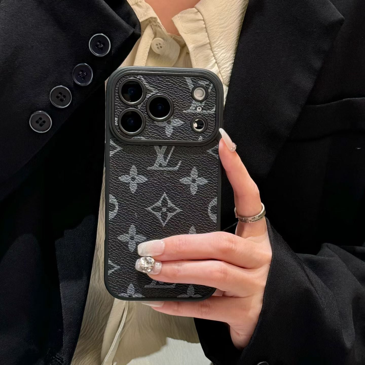 36XE70A Popular Phone Case