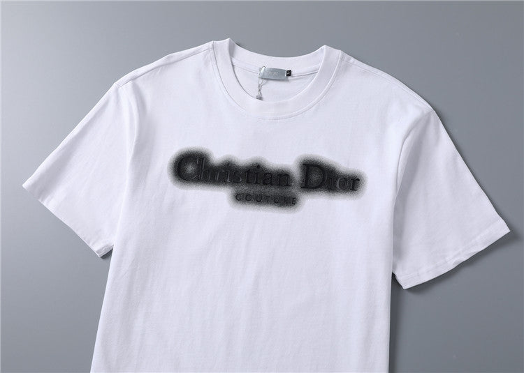 135WD76U  Popular T-shirts