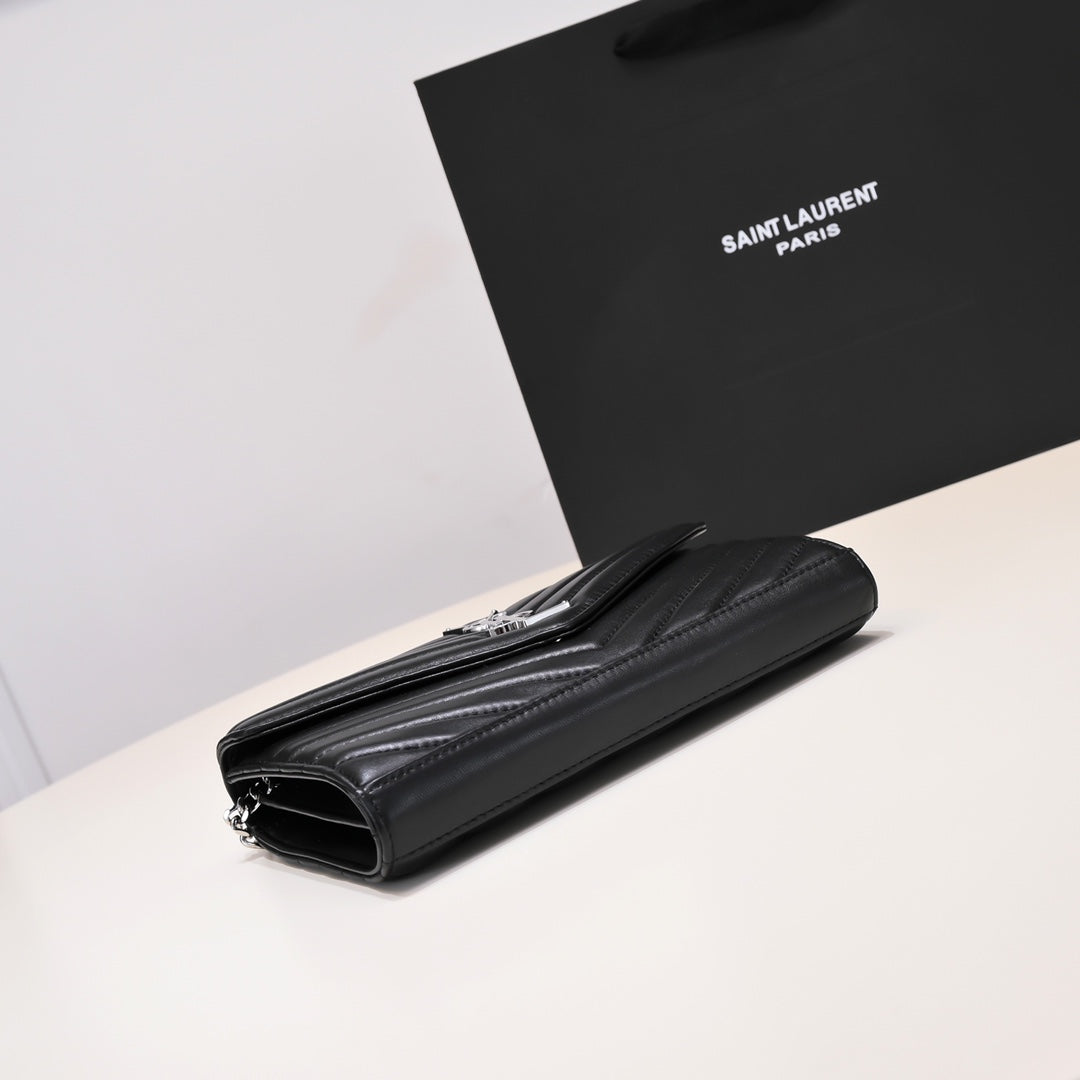 B1X66SL8 Popular high-quality leather bag