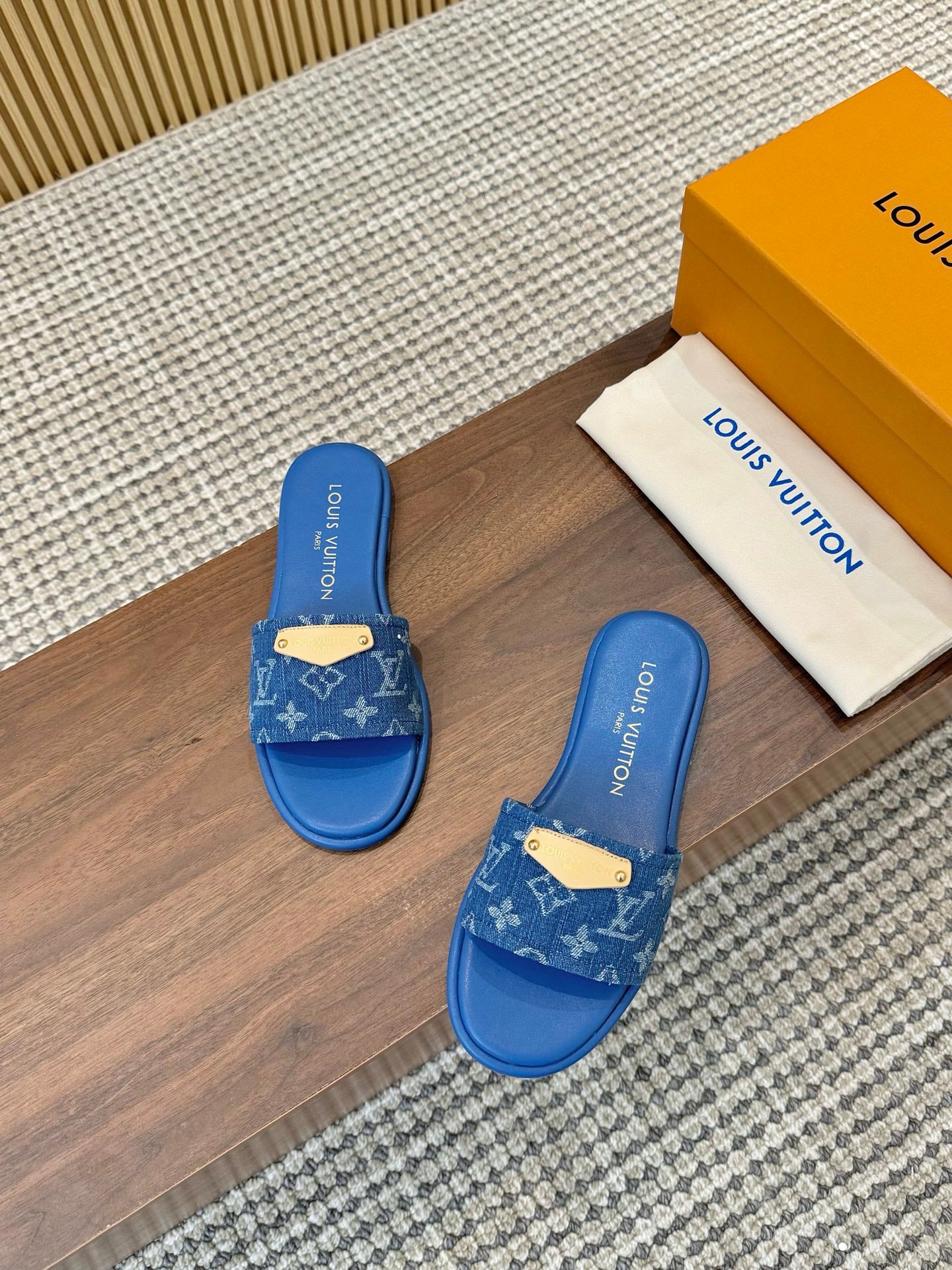 245RE3Z Popular high-quality shoes