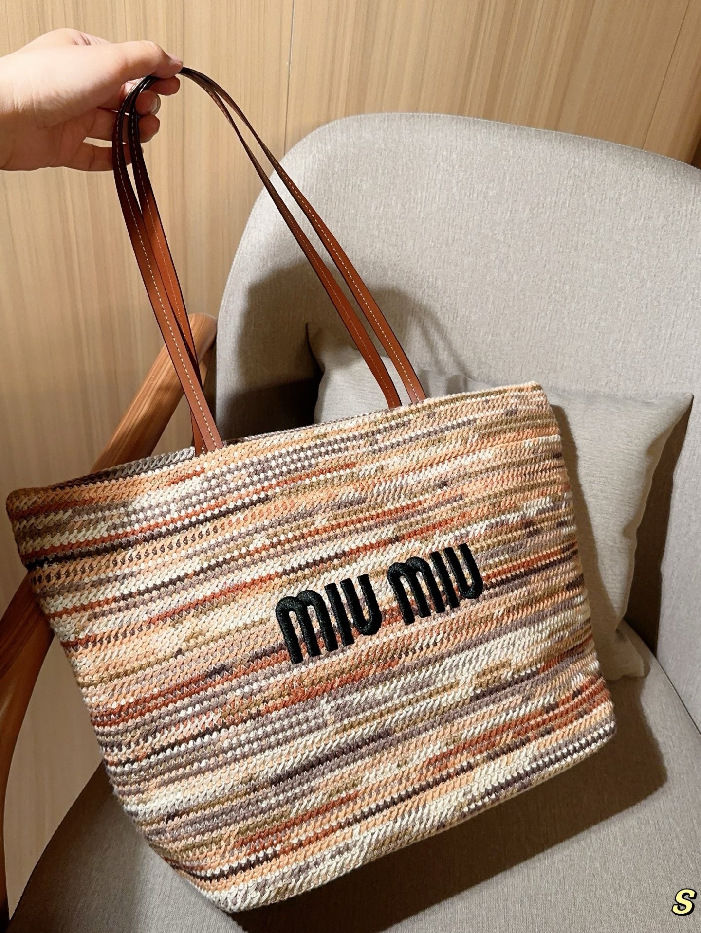 B1P46A131 Popular woven  bags