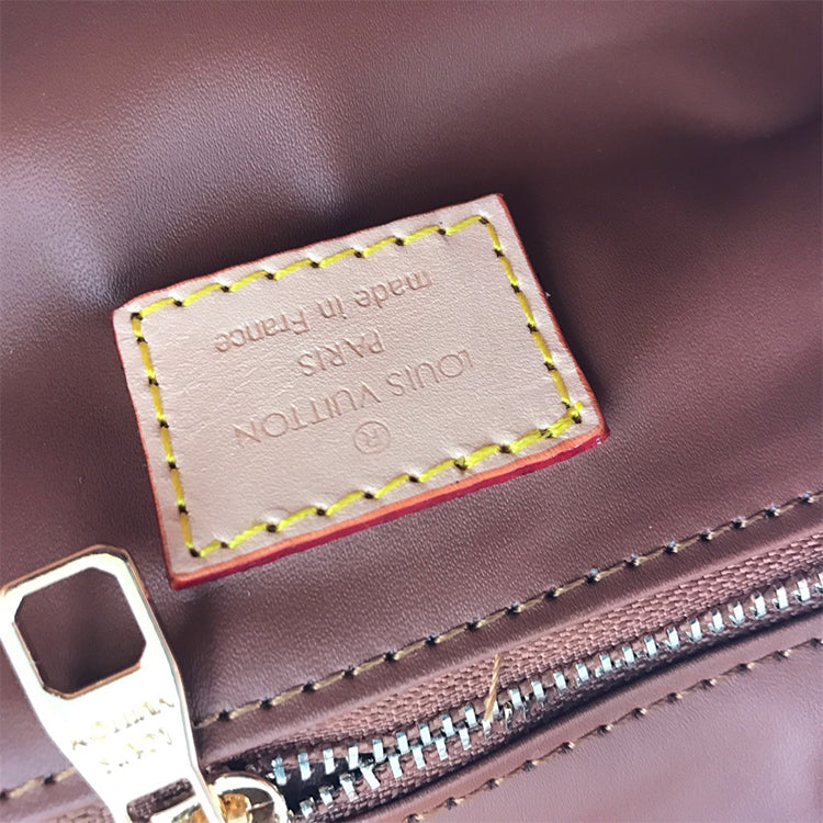 1E870B Popular leather bag 