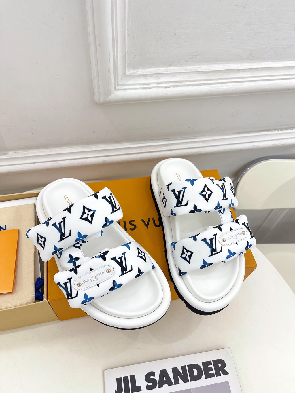 6105QE351Z Popular Shoes