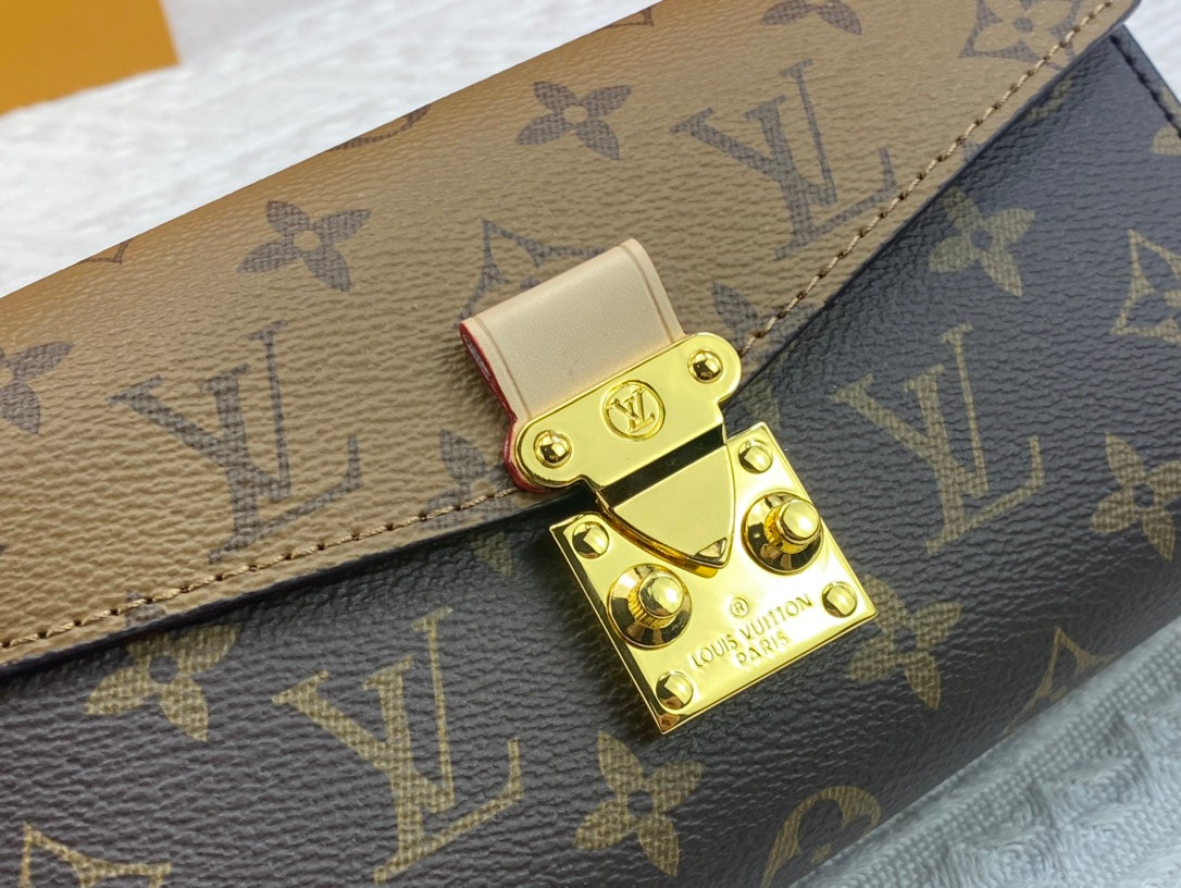 1XE32B Popular  leather bag 