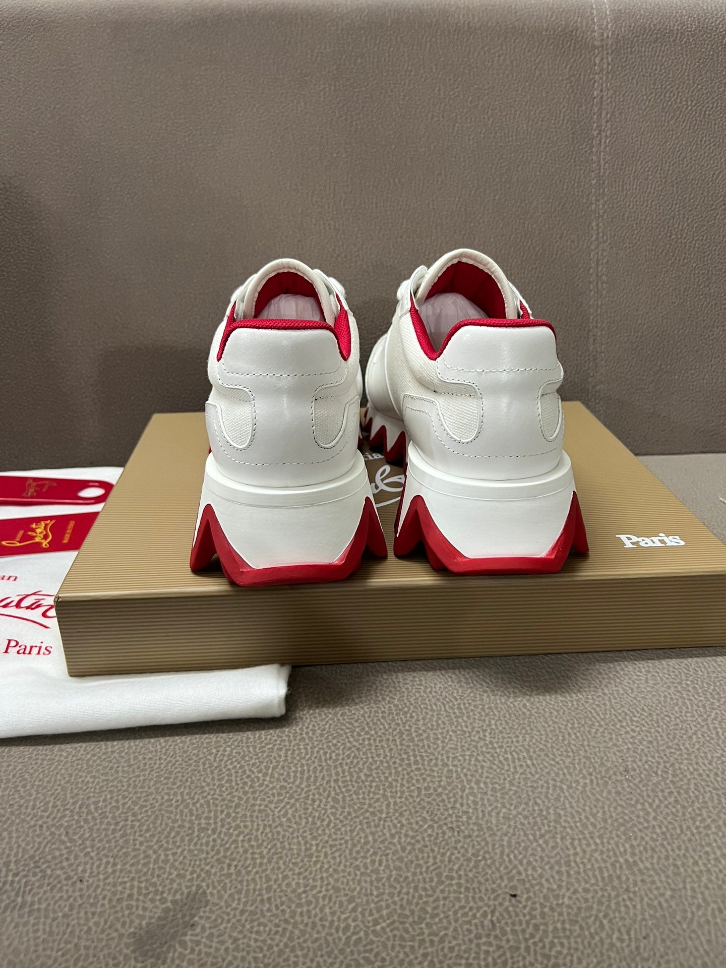 275NA15Z Popular high-quality   sneakers