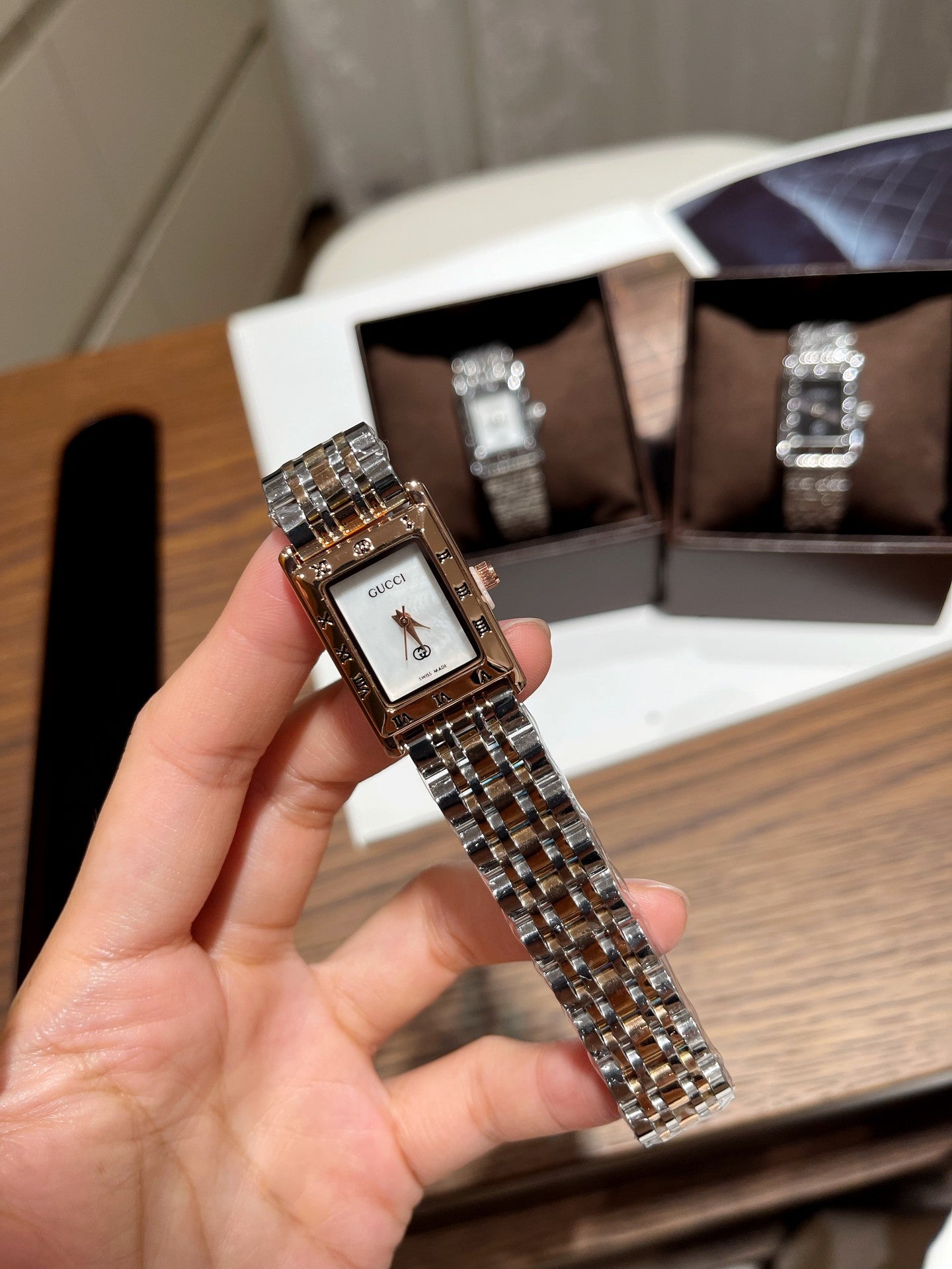 L1R36B81 Popular Watches