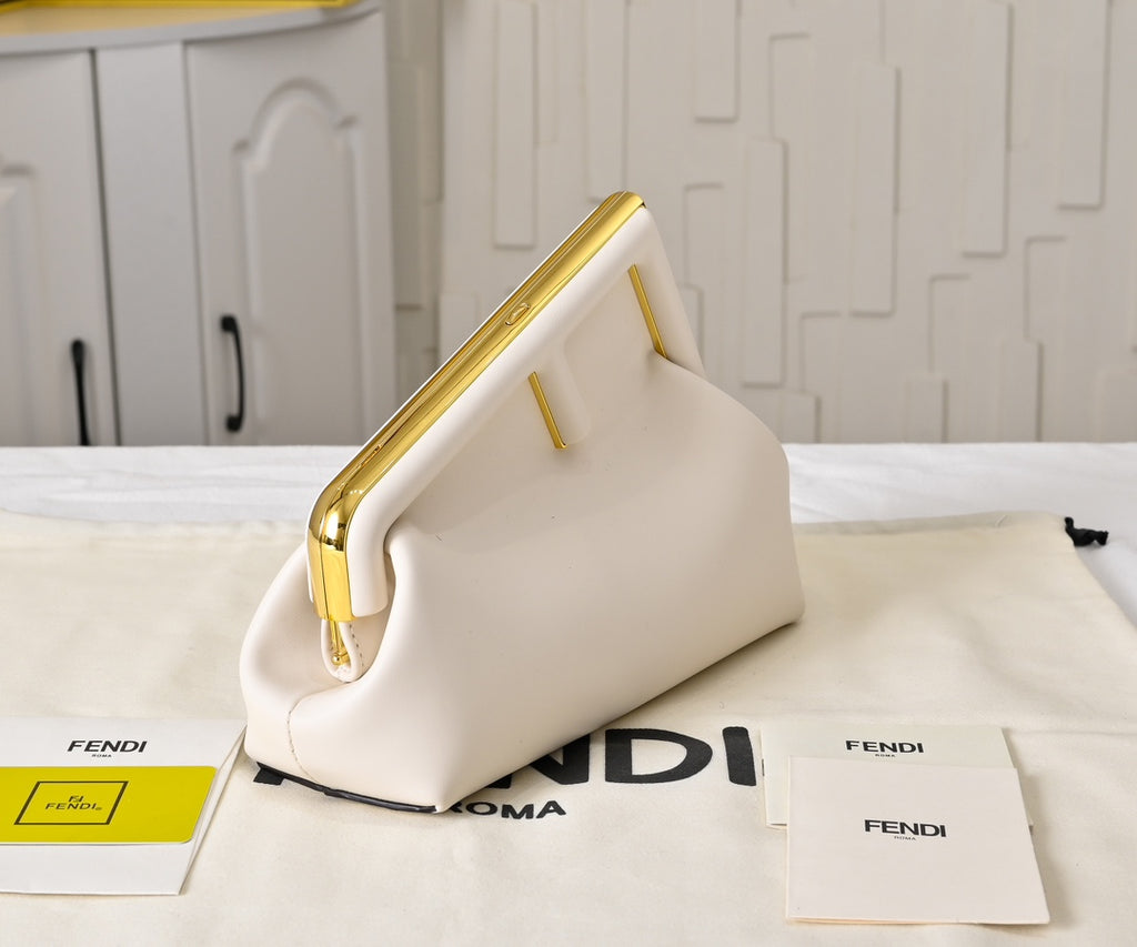 146NF8B Popular leather bag