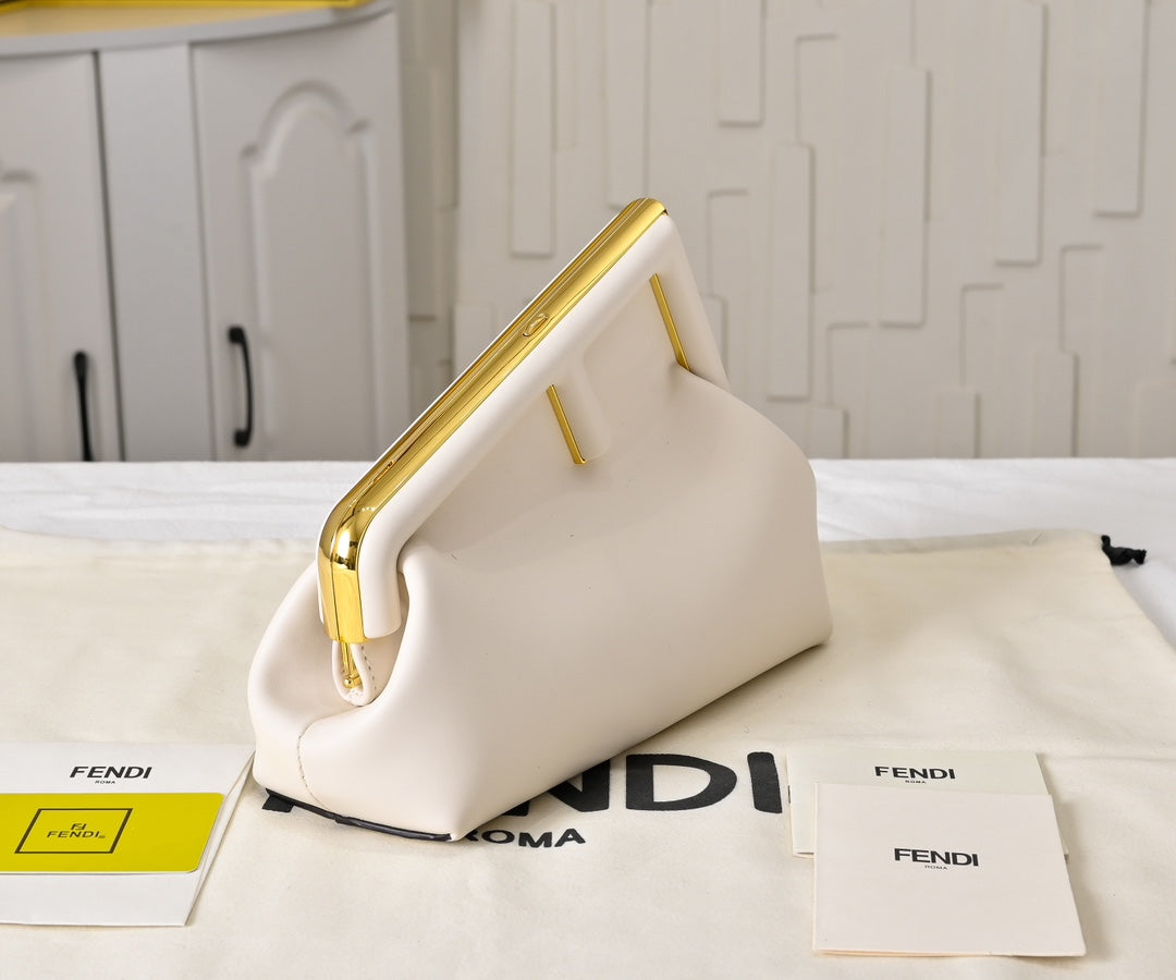 146NF8B Popular leather bag