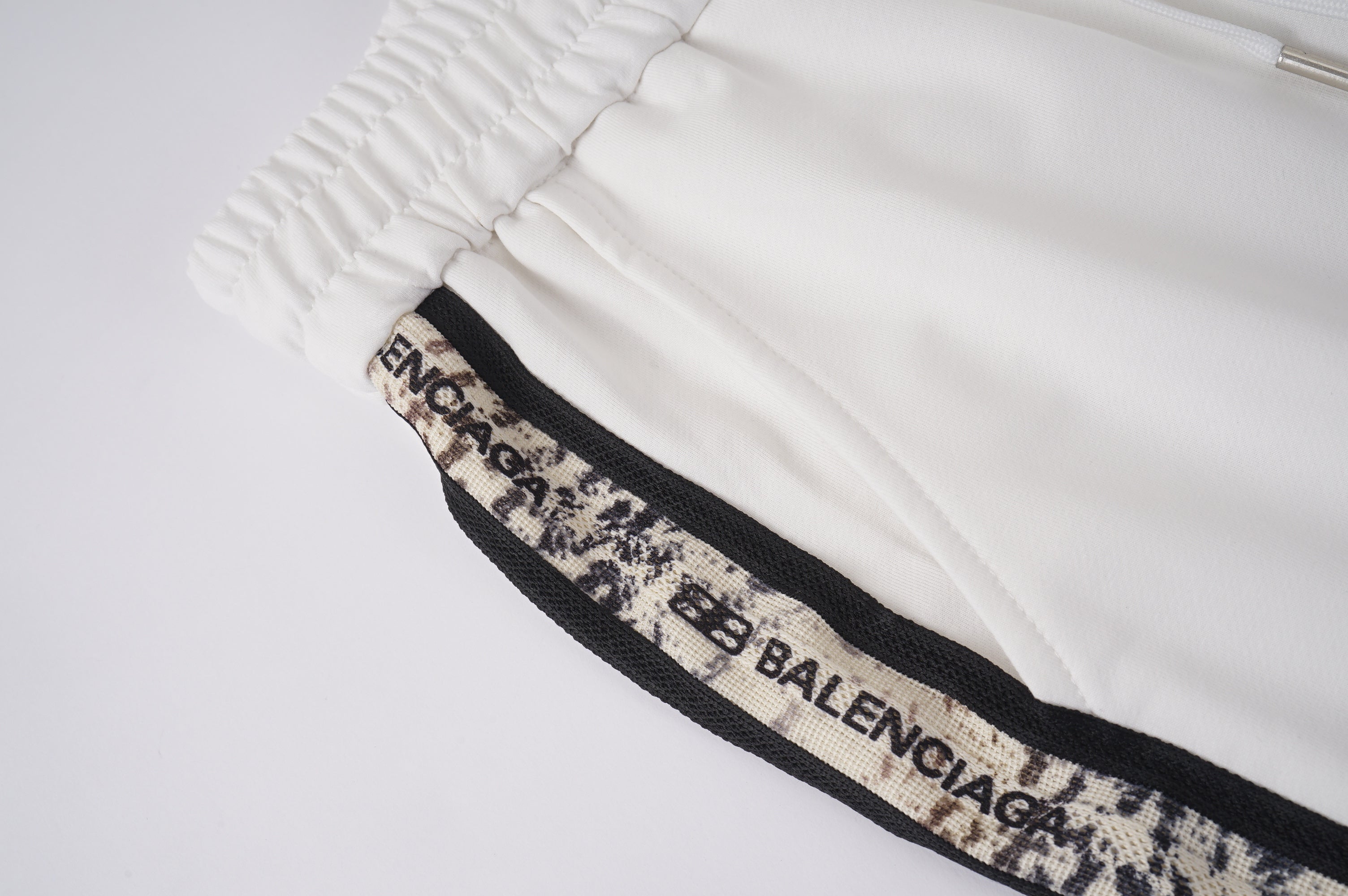 105ZJ382U Popular Pants