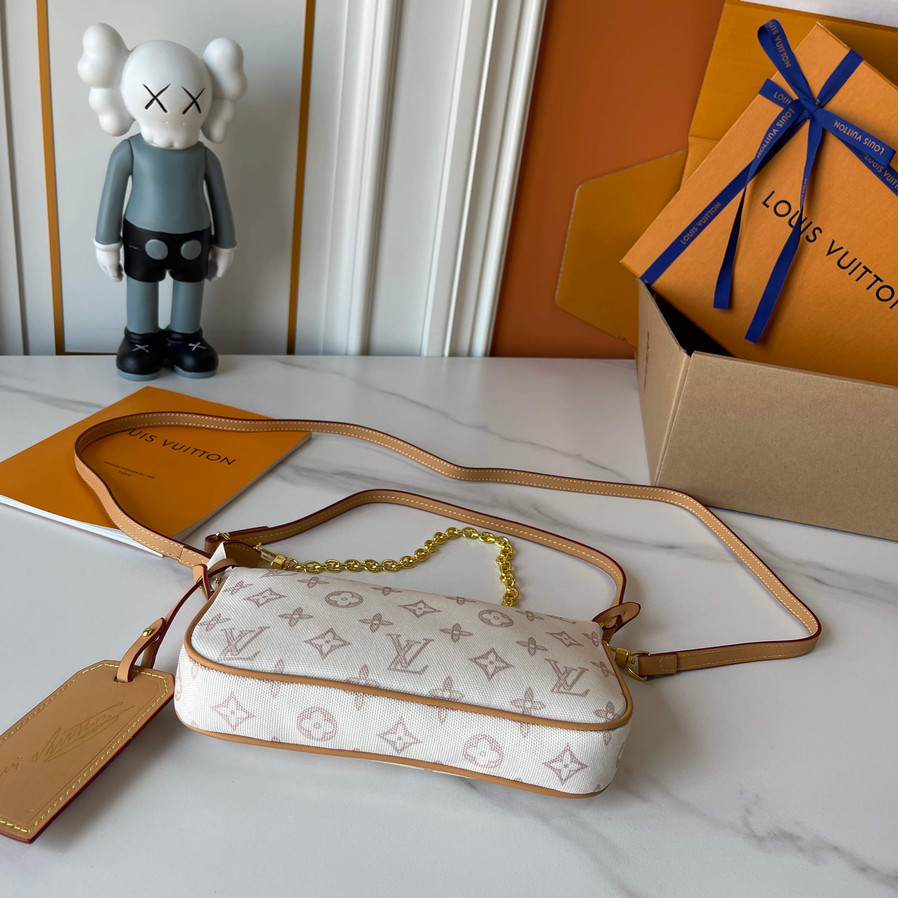 136NE1B Popular Canvas Purse bag