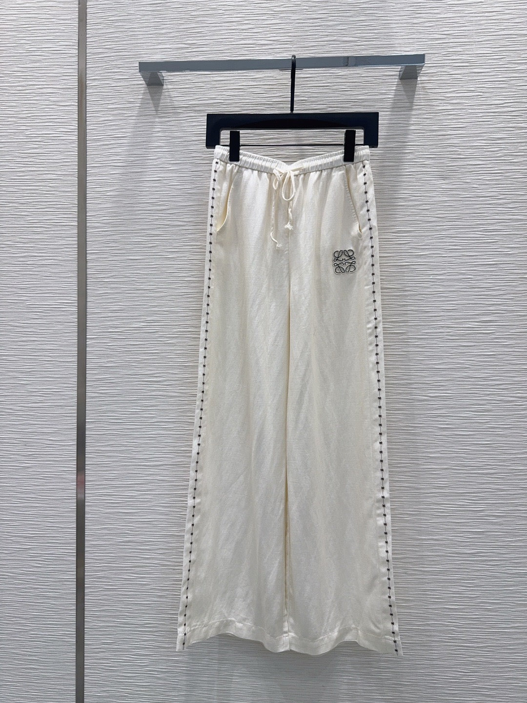156XA2U Popular Pants