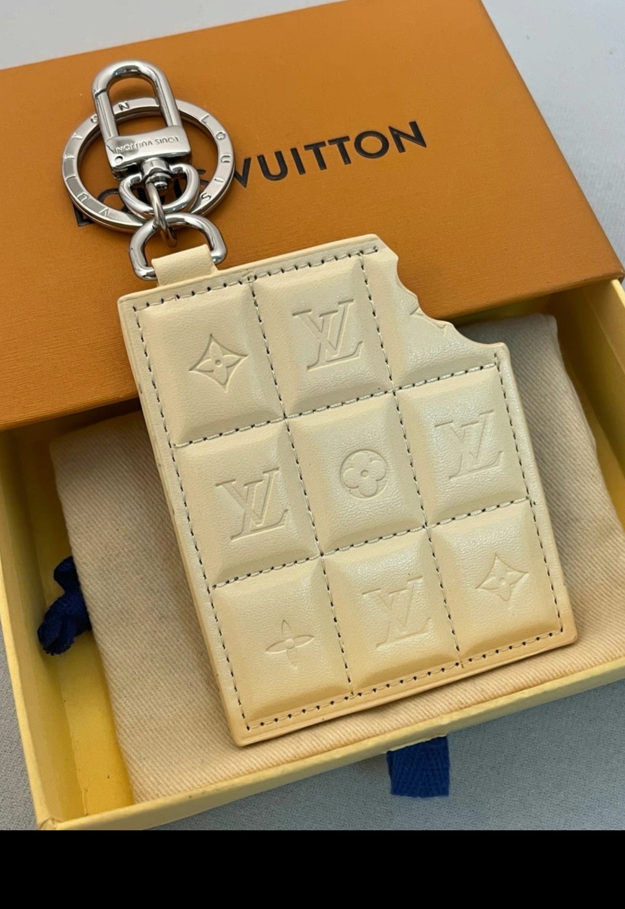 35RE6A Popular bag 's charms accessories