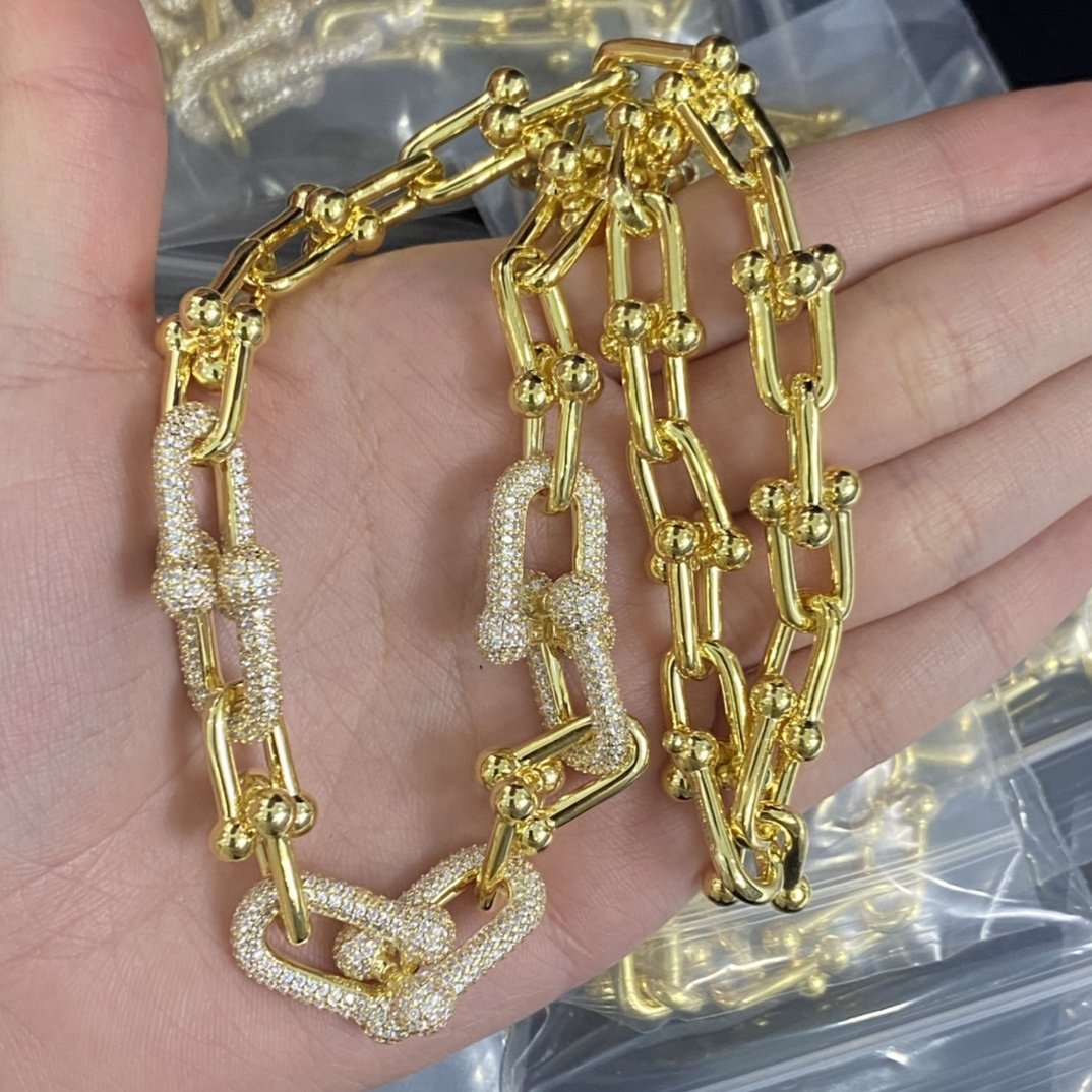 8XT32X  Popular   Earring Bracelets Necklaces