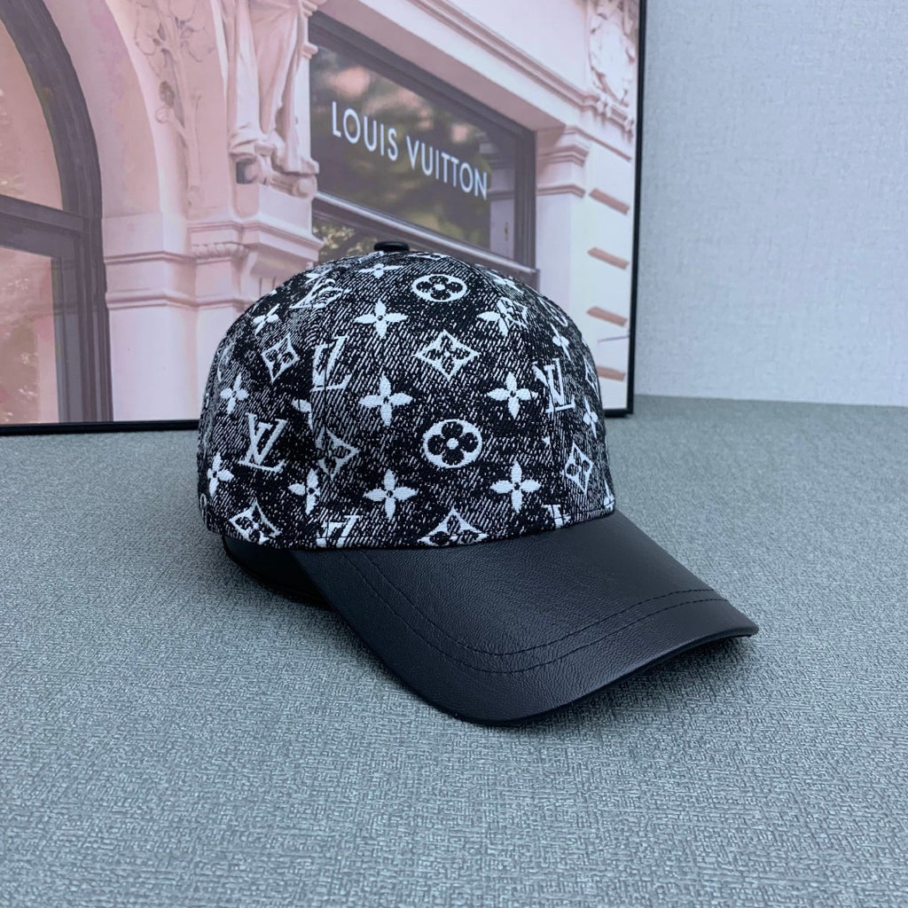 15QE18M Popular hats