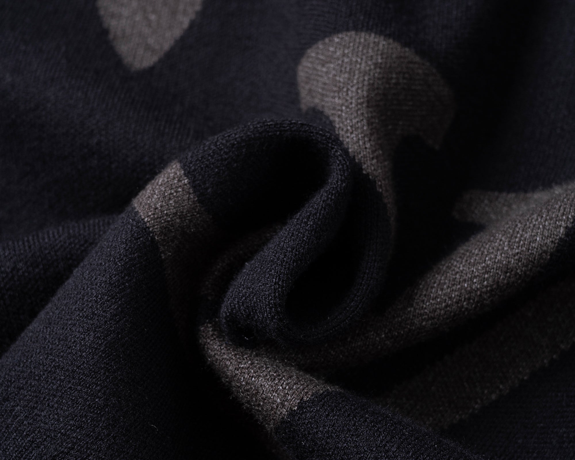185ZE122U Popular Sweaters