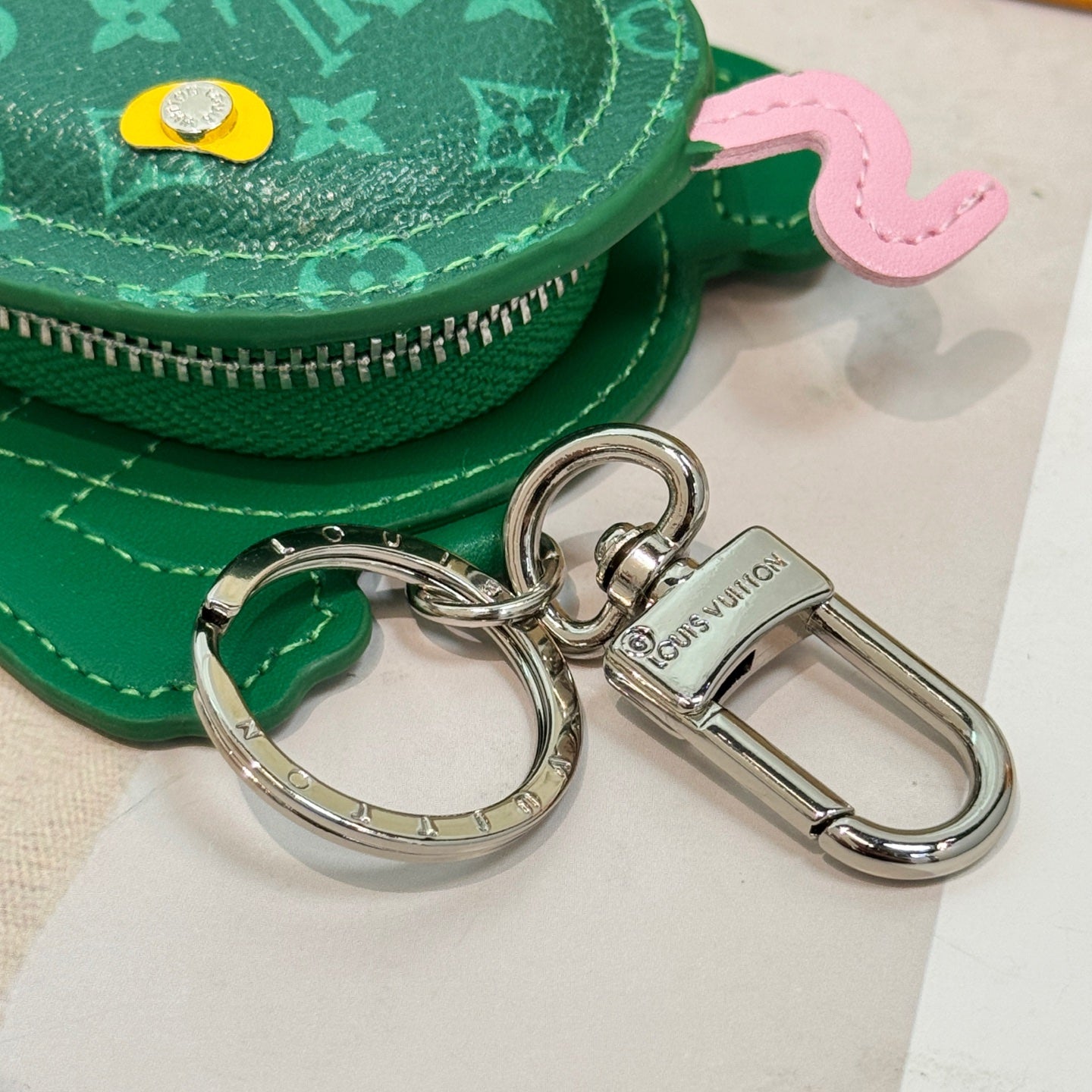 35ZE3A Popular bag 's charms accessories
