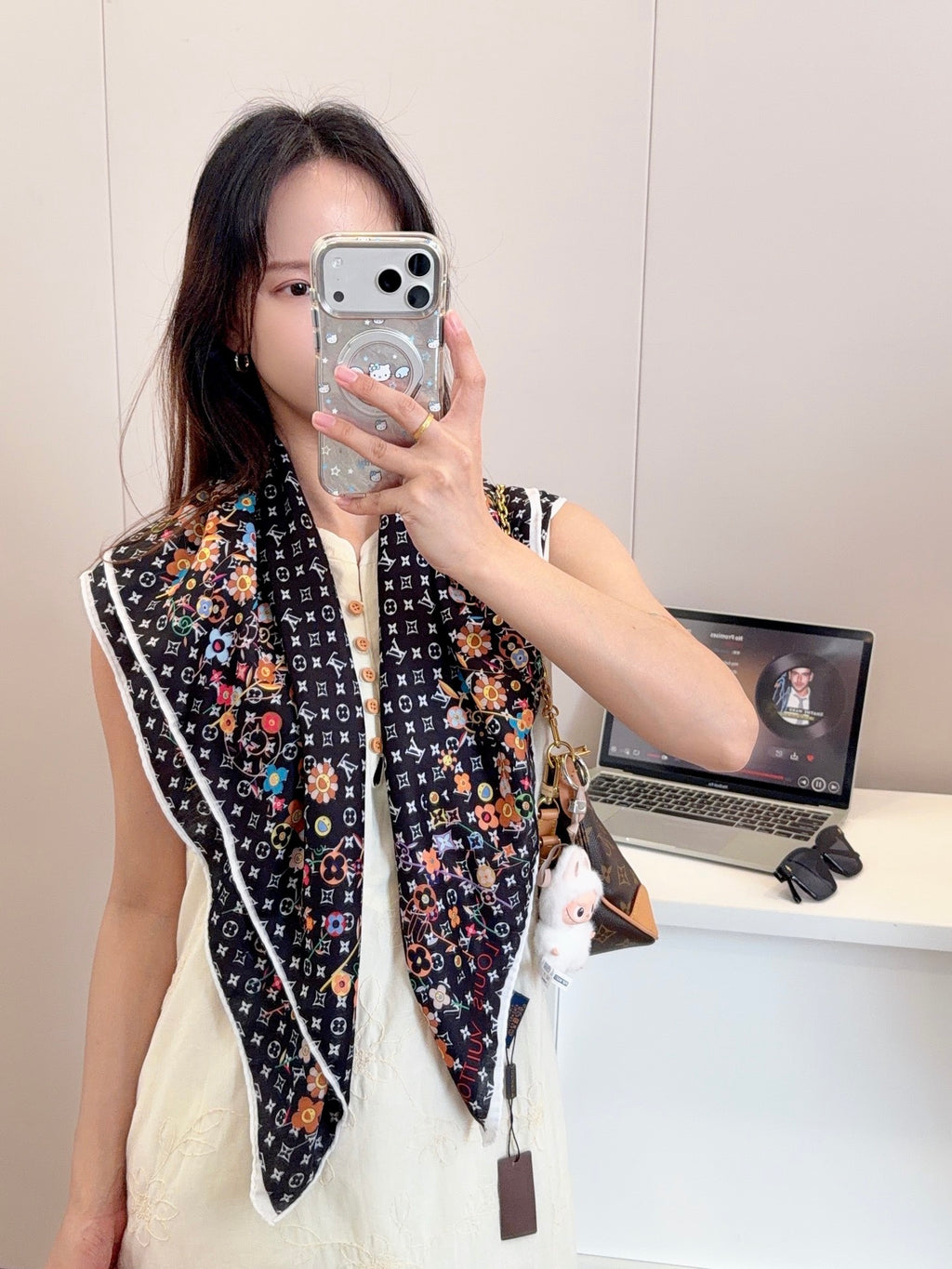 136NE29W Popular Silk Scarve