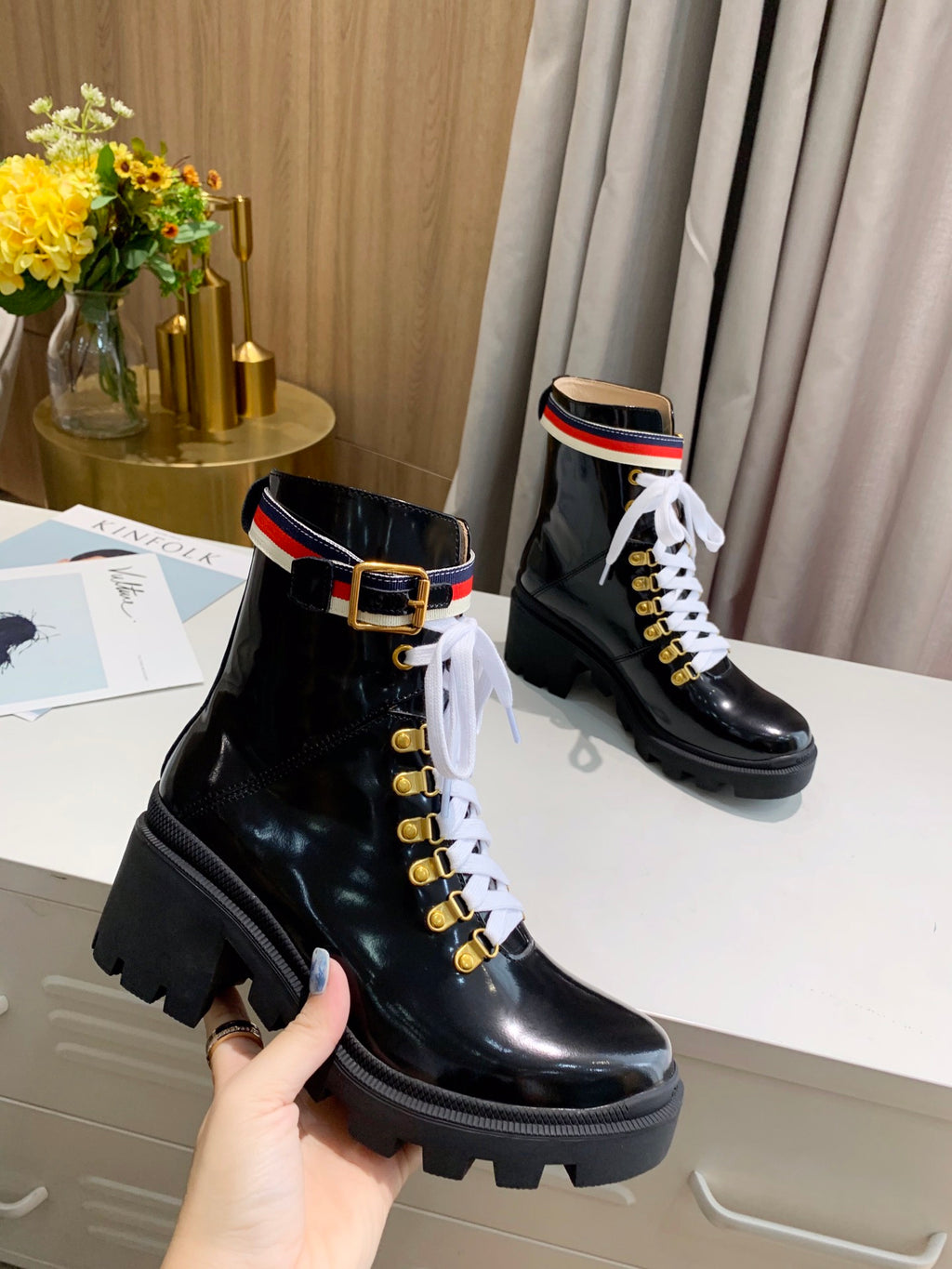 2XB200Z Popular leather boot (top layer leather lining)