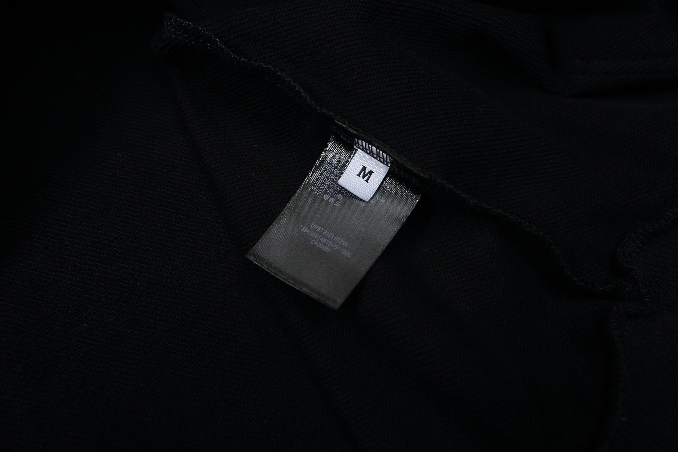 85ZJ160U Popular Sweaters