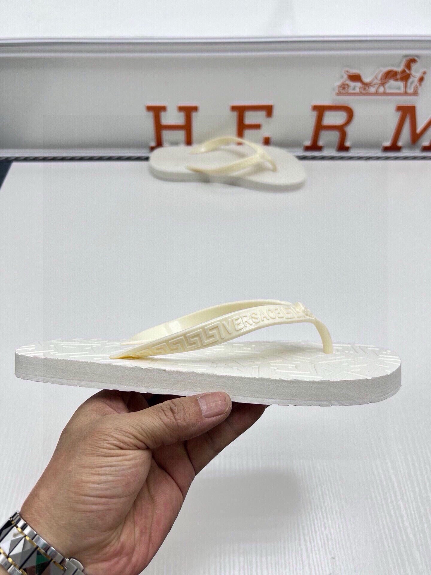 535ZV295Z Popular Slippers
