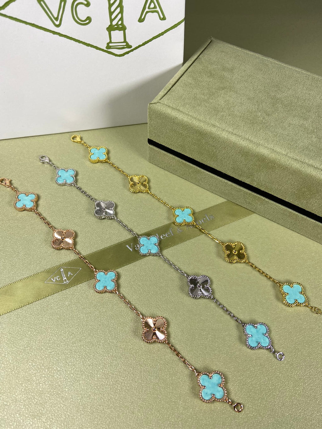 5XVA181K  Popular bracelets  5 flowers normal size1.5cm flower