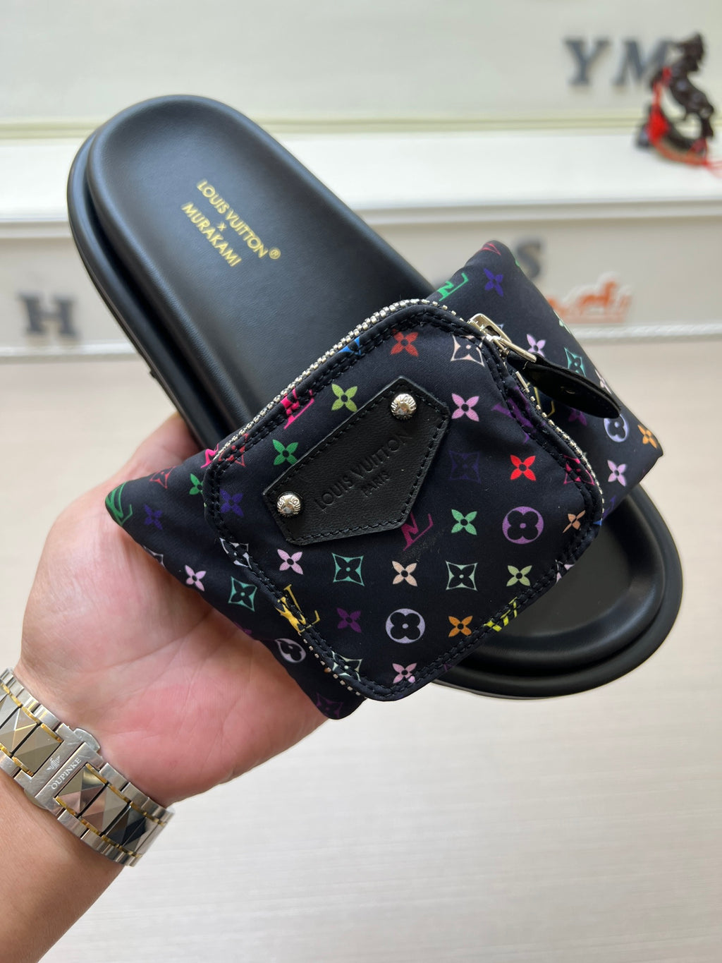 5LE219Z Popular Slippers