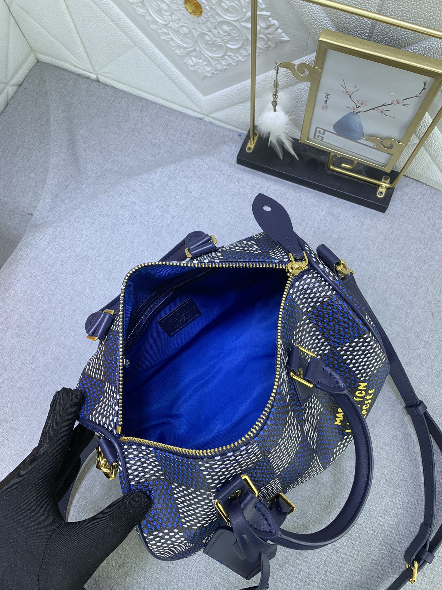 2XE269B Popular  leather bag 