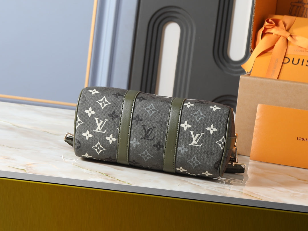 146PE30B Popular leather bag