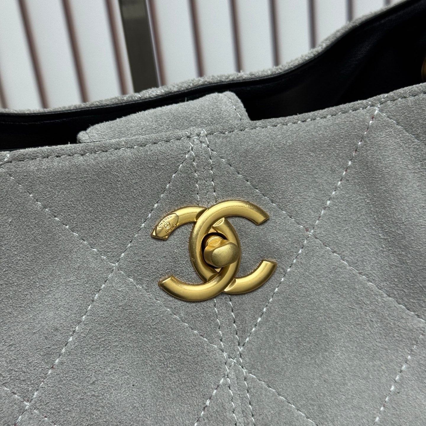 146PC17B Popular leather bag