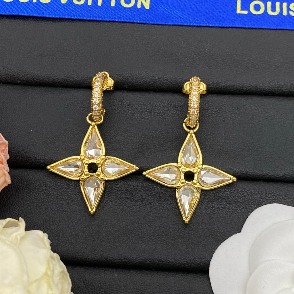 15ZE65E Popular Earrings