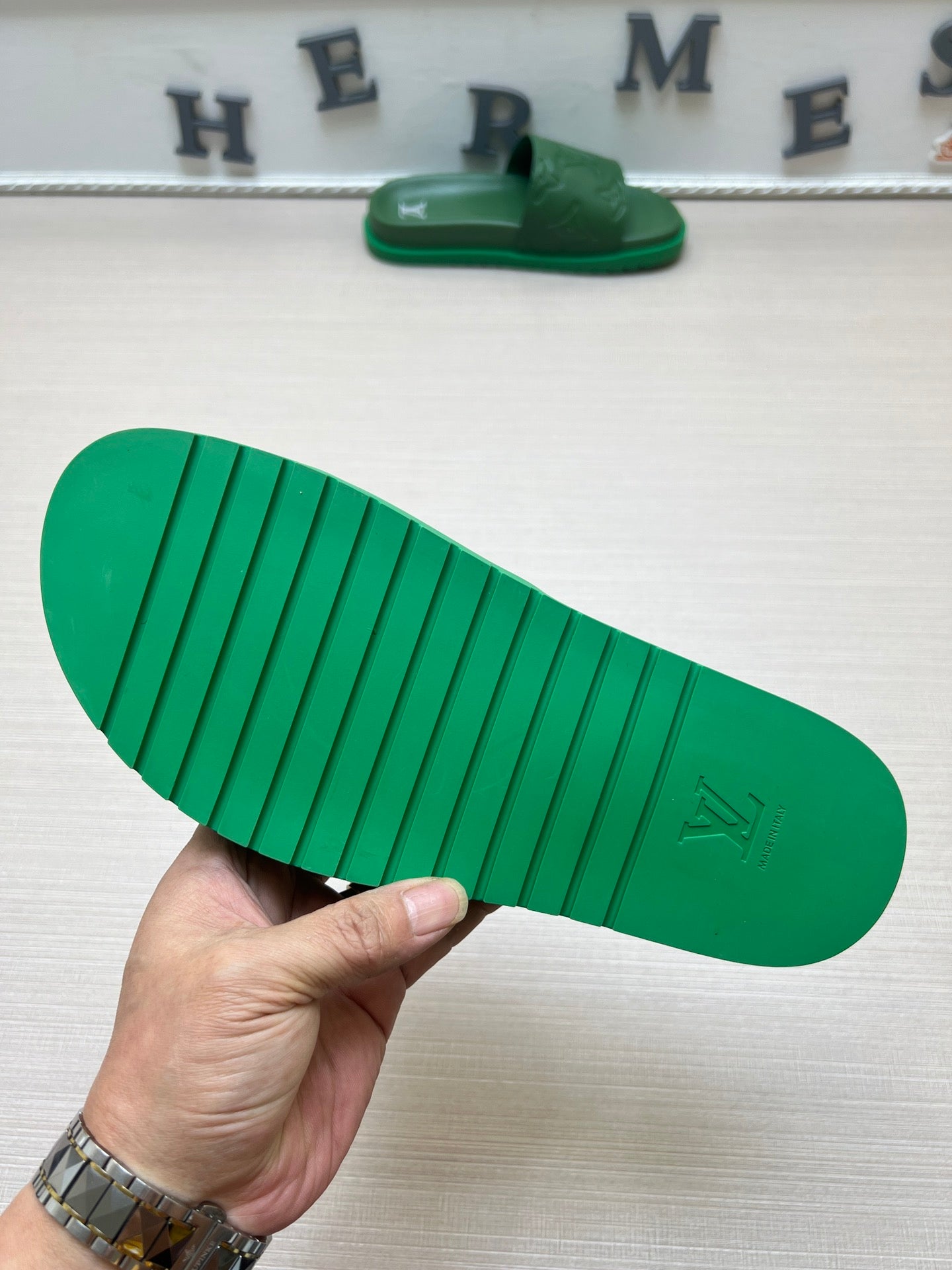 54E3Z Popular slippers