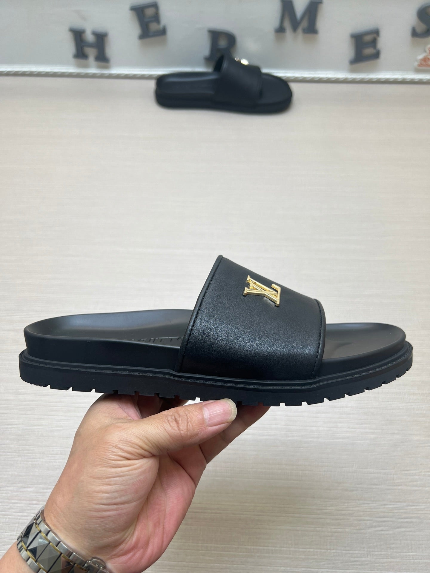 54E9Z Popular slippers