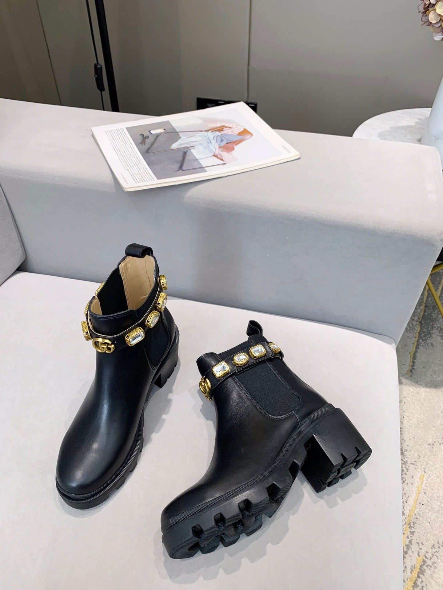 2XB195Z Popular leather boot (top layer leather lining)