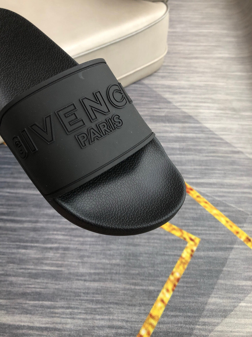 535ZGV265Z Popular Slippers