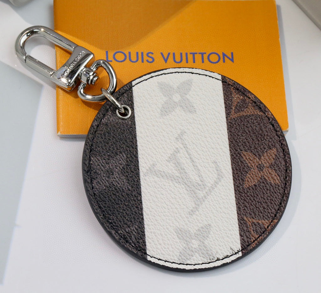 35ZE90A Popular bag 's charms accessories