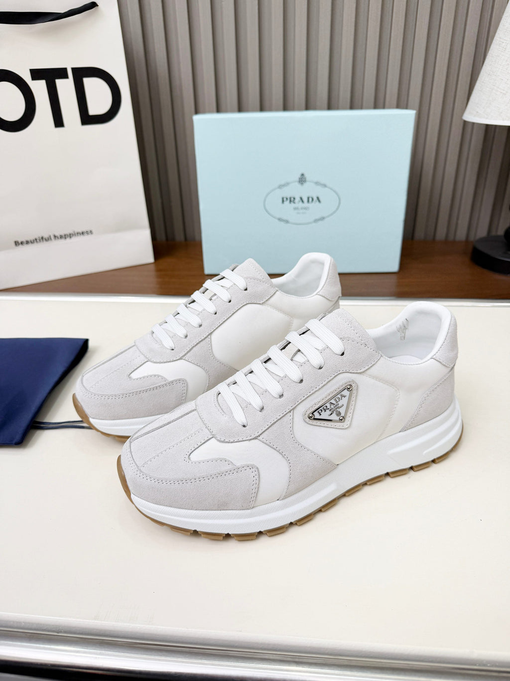 Z2P36P62 Popular high-quality leather Shoes