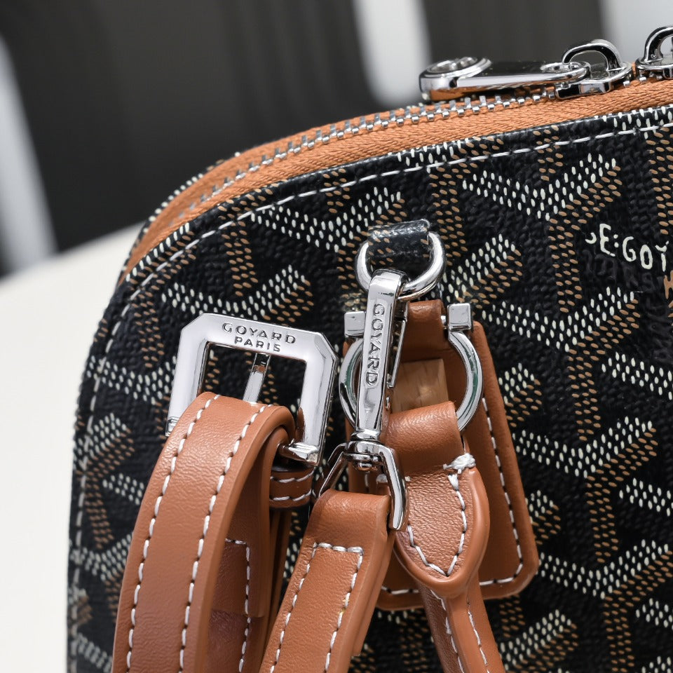 1WA106B  Popular bag