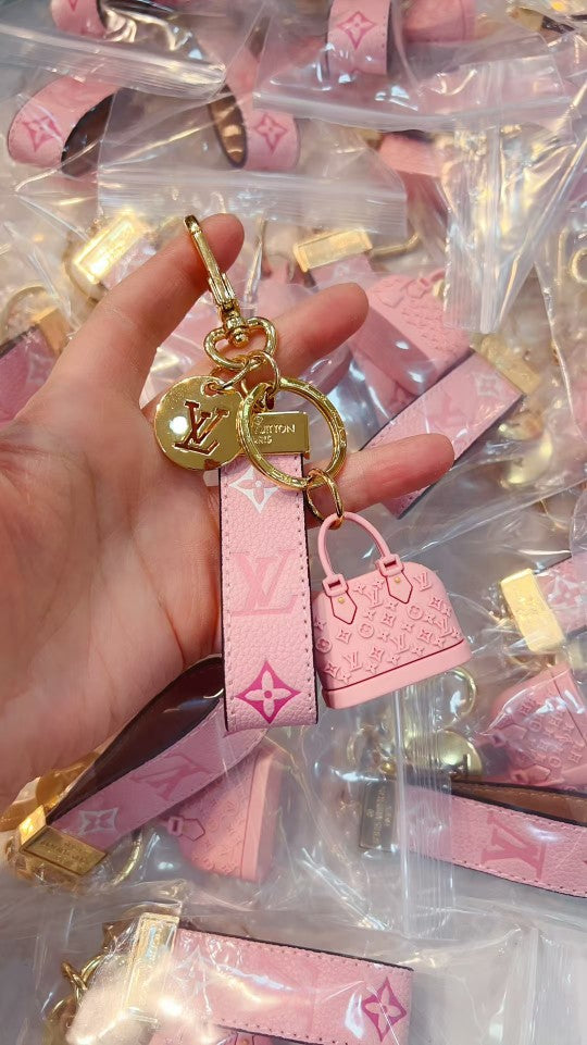 35ZE21A Popular bag 's charms accessories