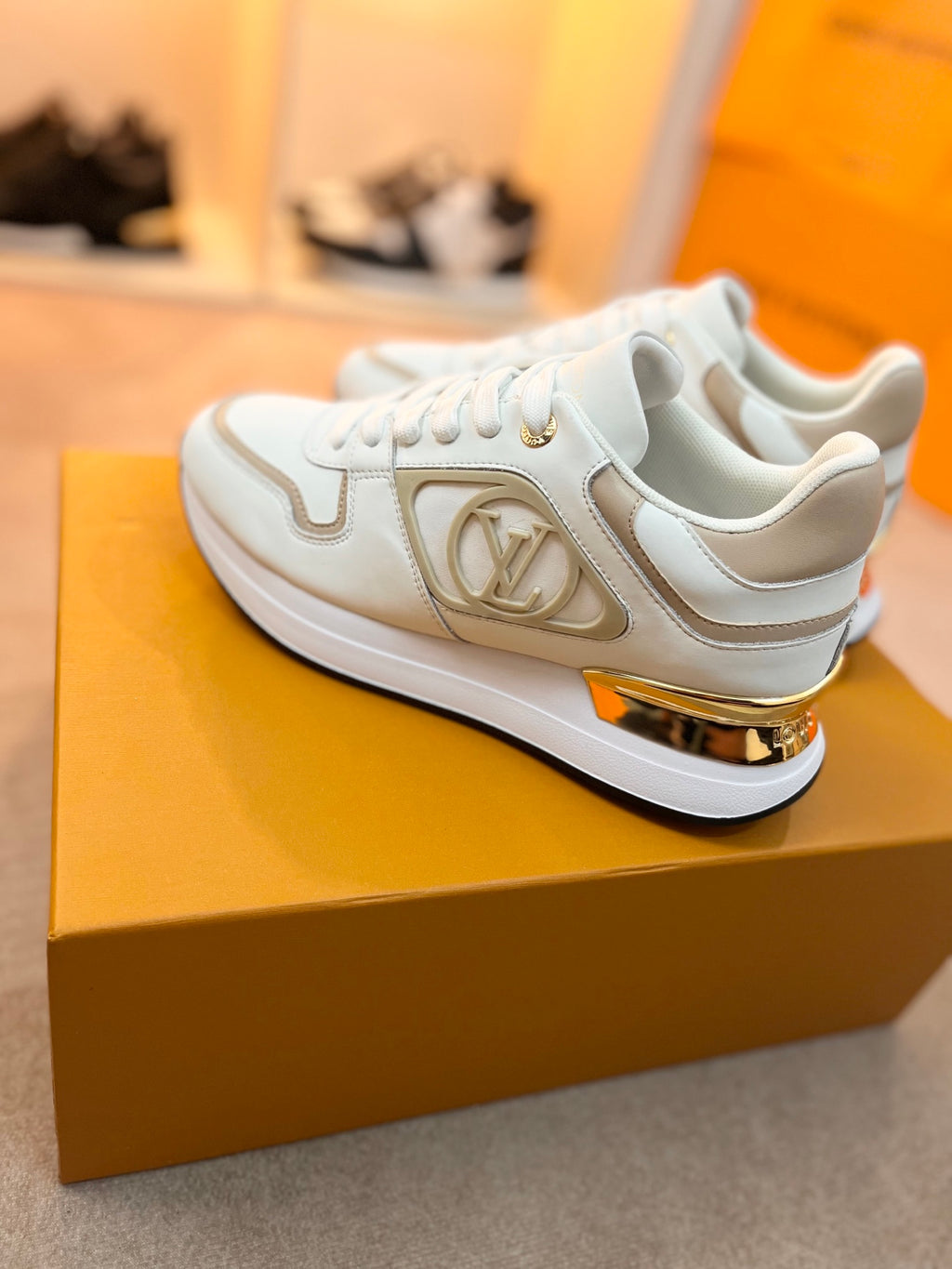 Z2P36E59 Popular high-quality leather Shoes