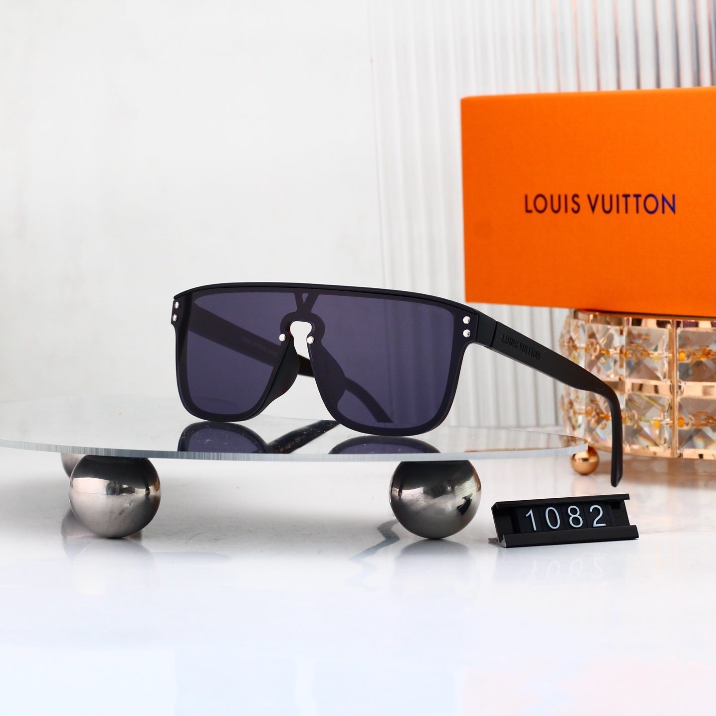 156PE3T Popular Sunglasses