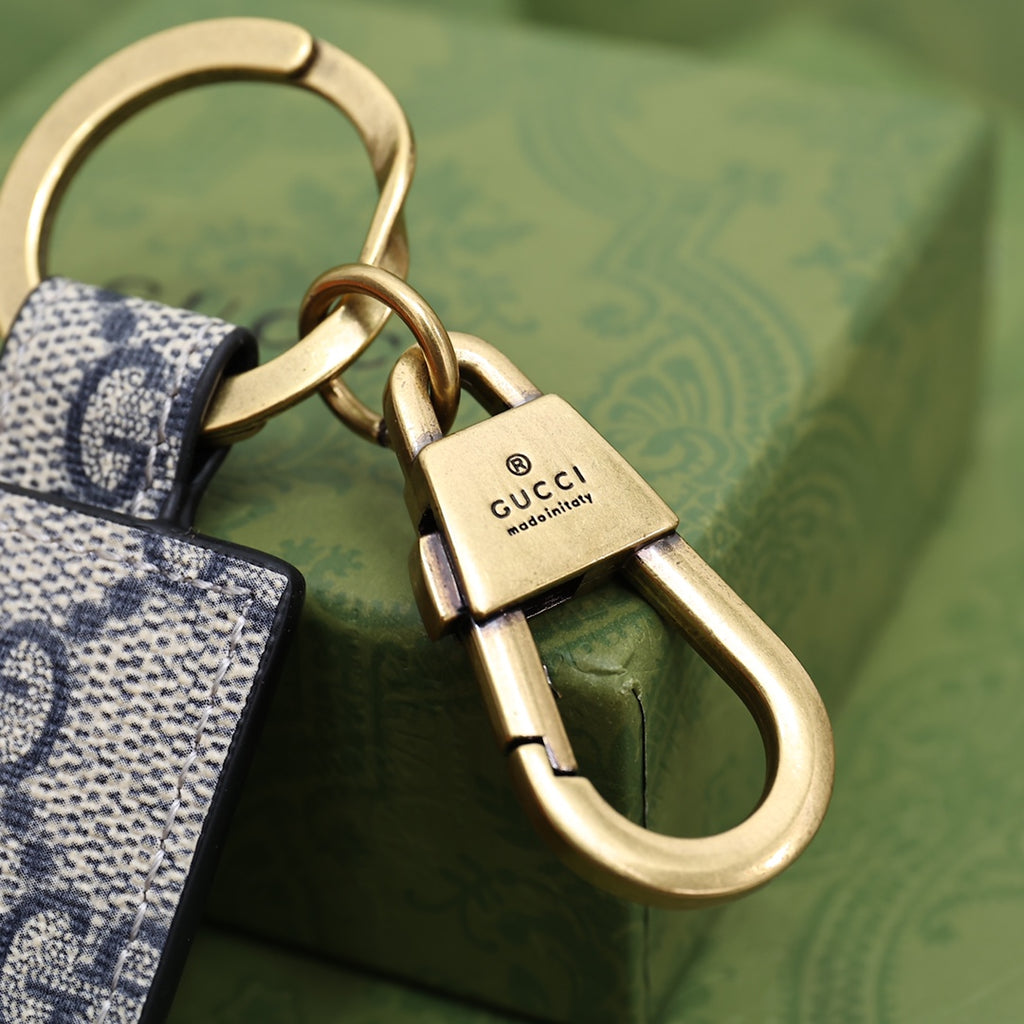 35ZB102A Popular bag 's charms accessories