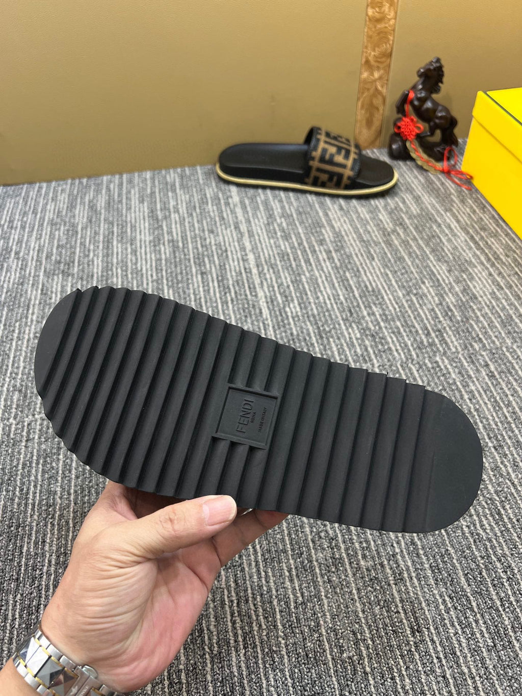 5XF105Z Popular Slippers