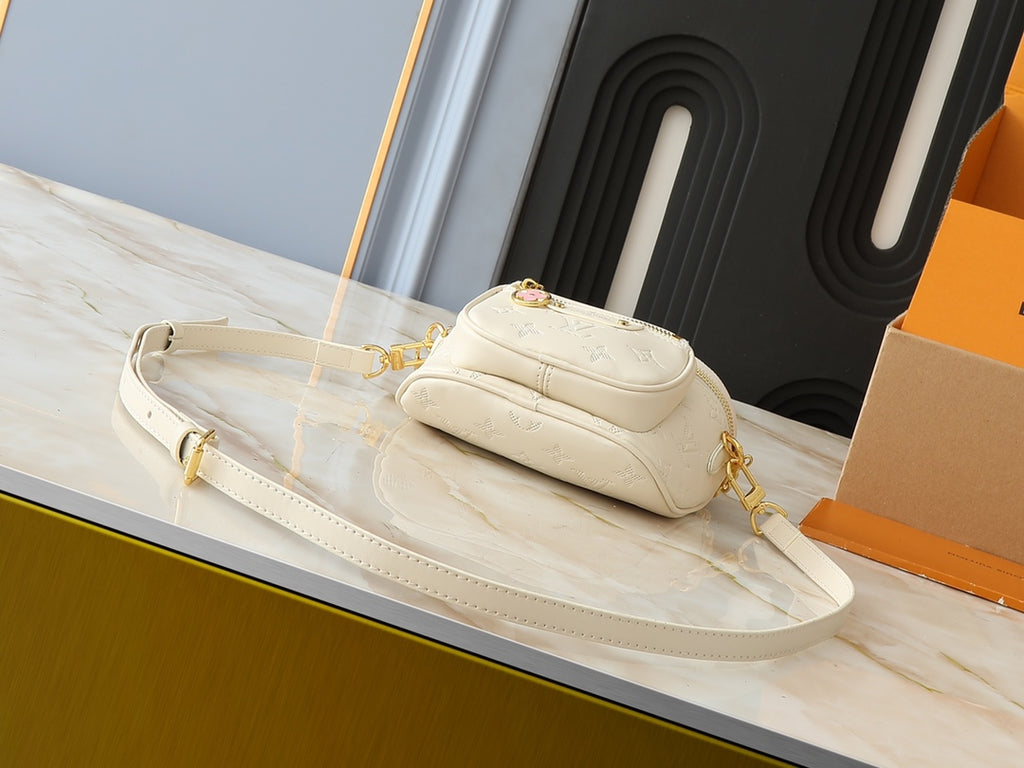155NE59B Popular   leather bag