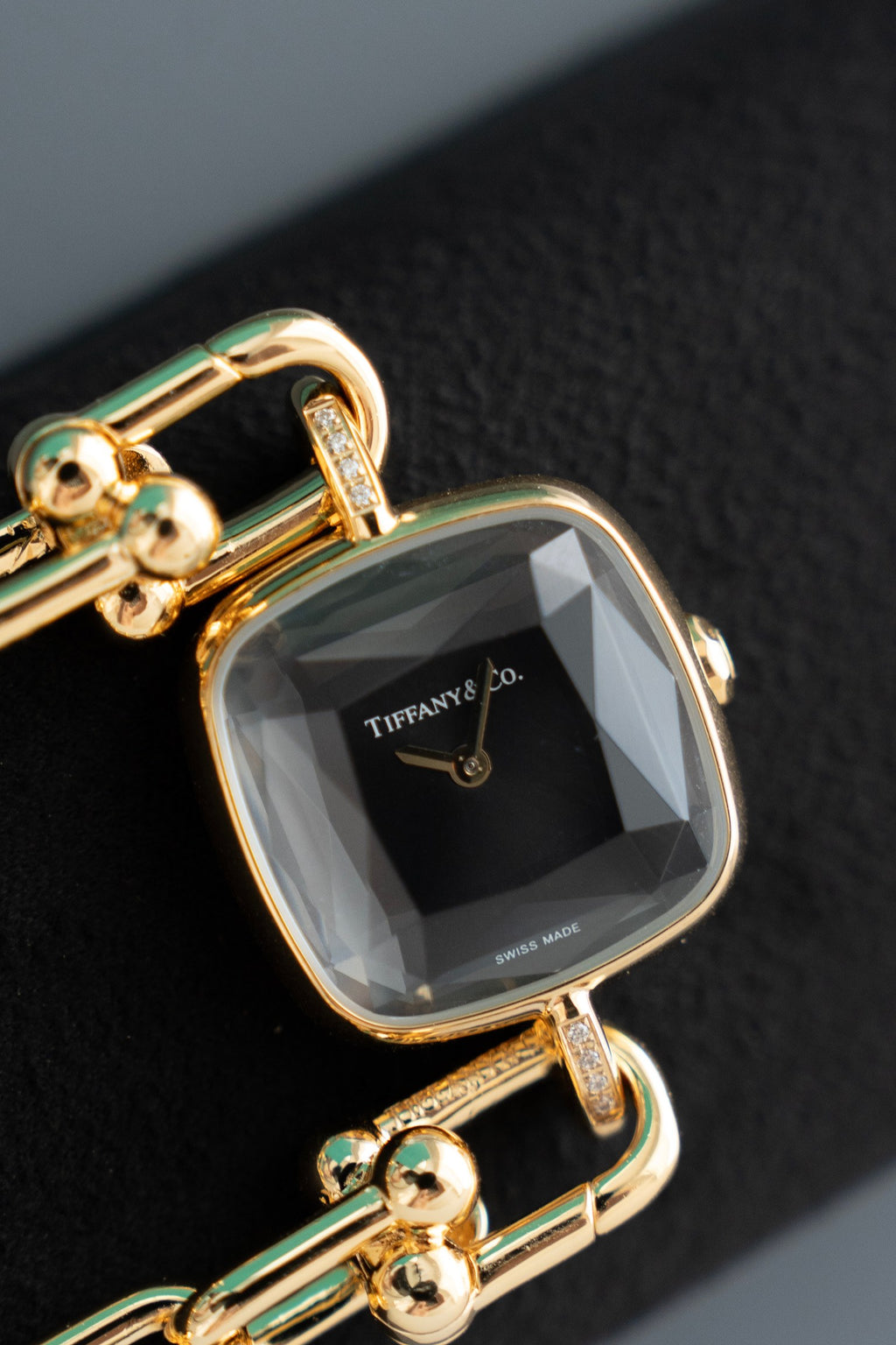 136RT74L Popular Watches