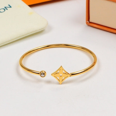 BE11K  Popular Bracelets （A set contains three items）