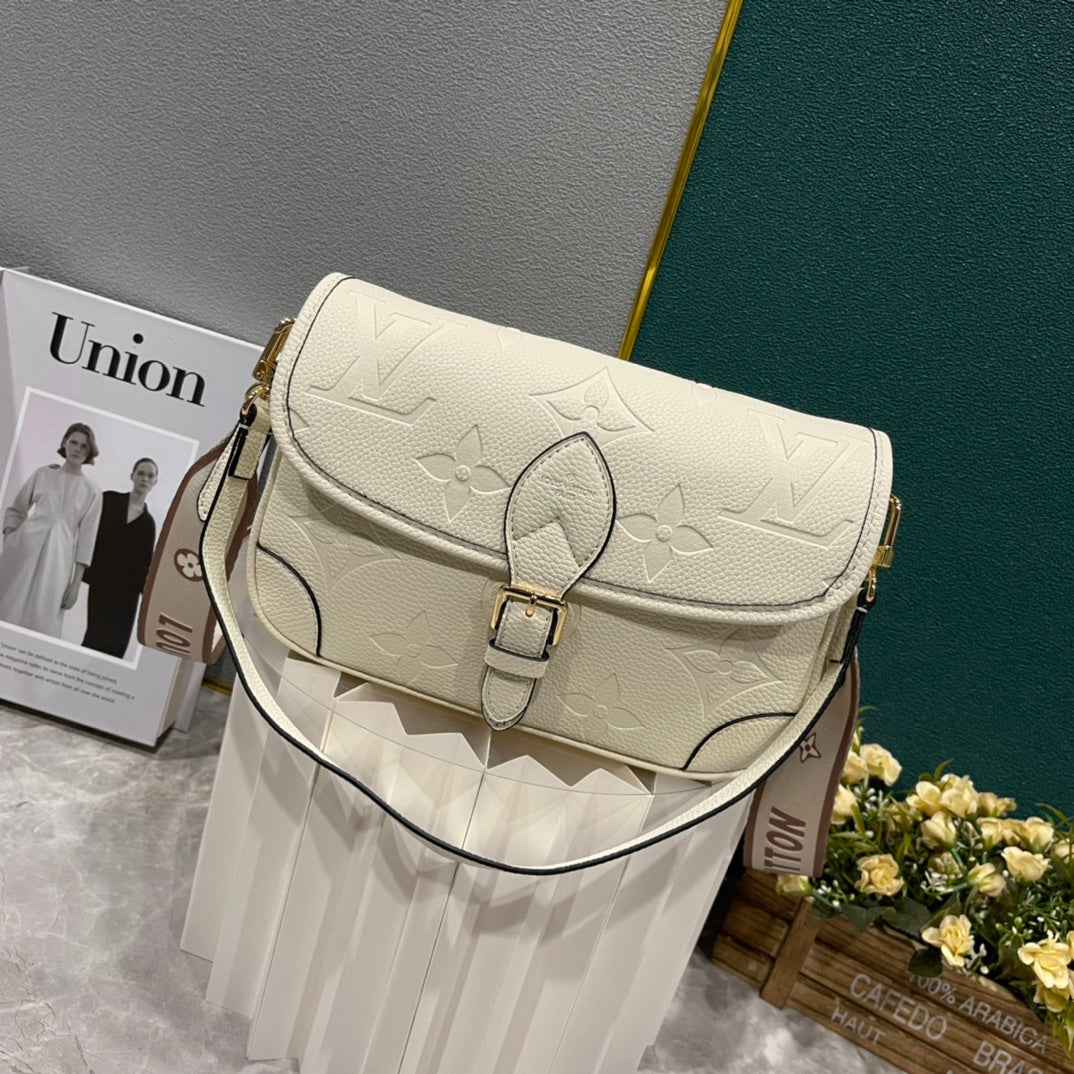 2XE318B Popular   leather bag 